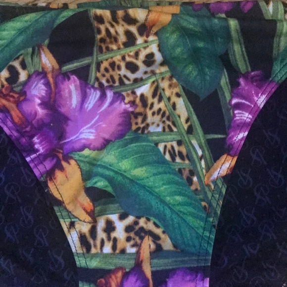 VS swim bottom - Picture 2 of 2
